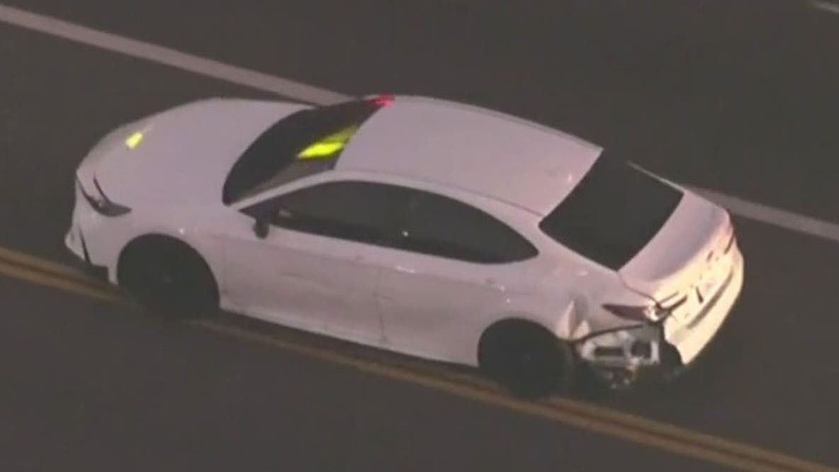 Possibly-armed kidnapping and robbery suspects on the run in Watts