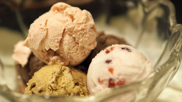 An Oakland ice cream shop is offering a sweet deal: a free ice cream for a bag of trash