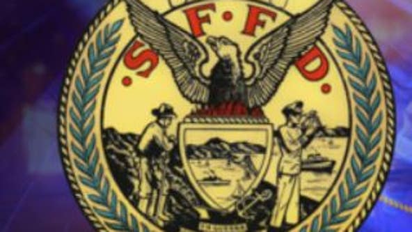 Family rescued after kayaks capsize in San Francisco Bay
