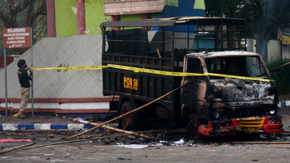 Indonesia soccer match brawl leaves at least 129 fans, police dead