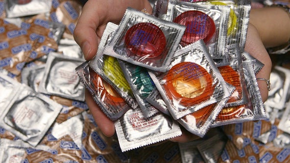 California bill would require high schools to provide free condoms