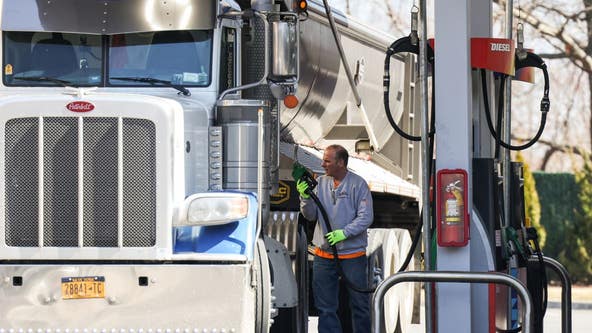 EPA approves California rules phasing out diesel trucks