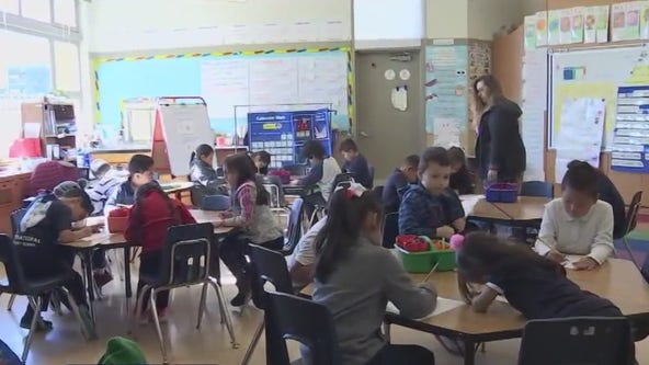 Oakland teachers walk off job over pay
