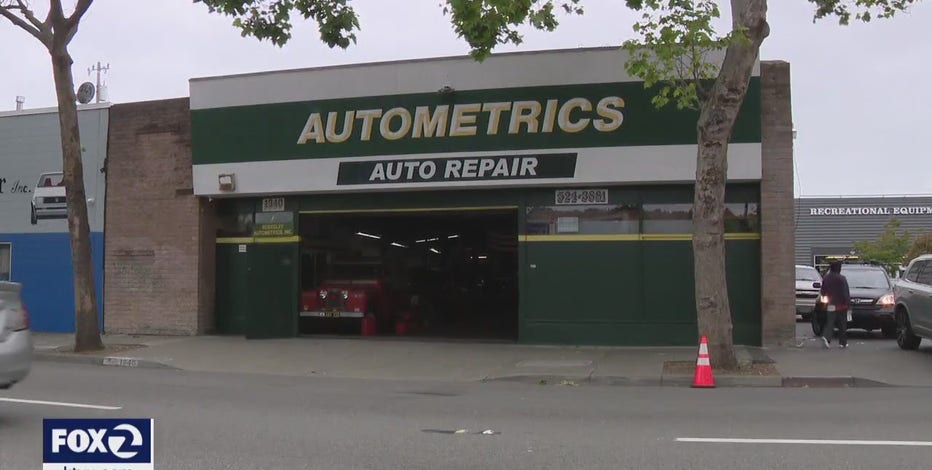 Customers' cars stolen in Berkeley auto-repair shop burglary