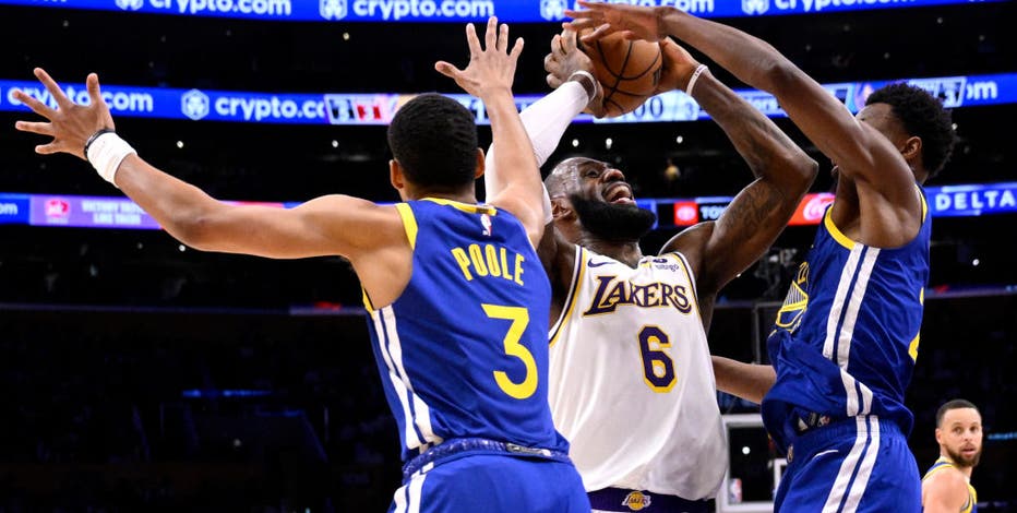 LeBron’s Lakers rout Warriors 127-97, take 2-1 series lead