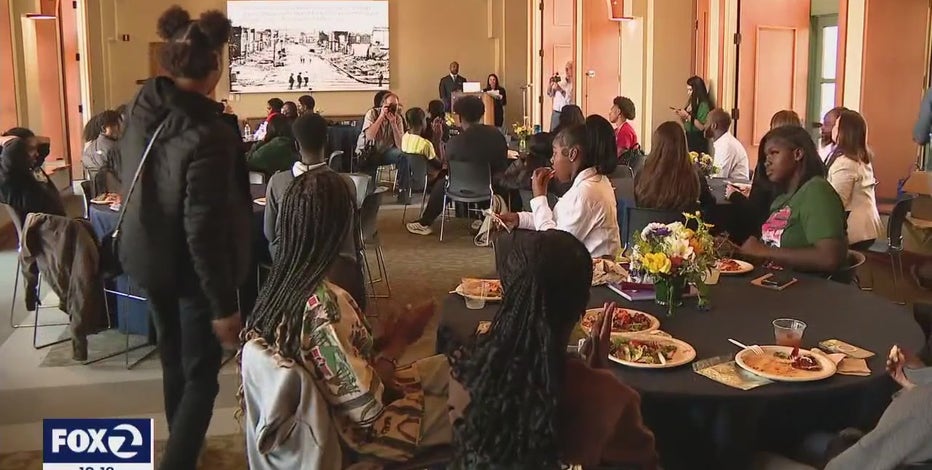 24 Bay Area high school students awarded scholarships as part of PG&E's financial education program