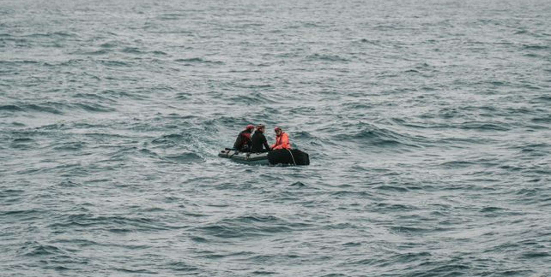 Missing Titanic sub has 'very limited' options for rescue, experts say