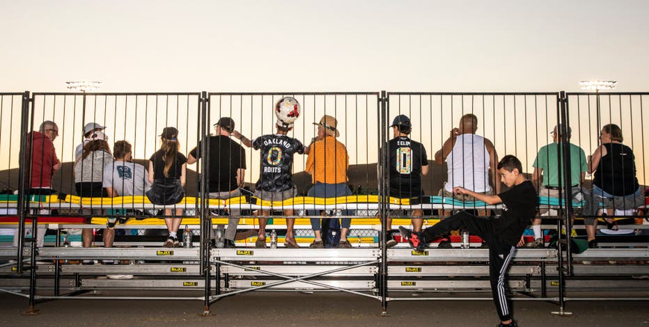 Fans can now own part of Oakland Roots and Soul soccer teams