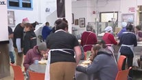 Glide serves its 1st indoor meal since COVID pandemic