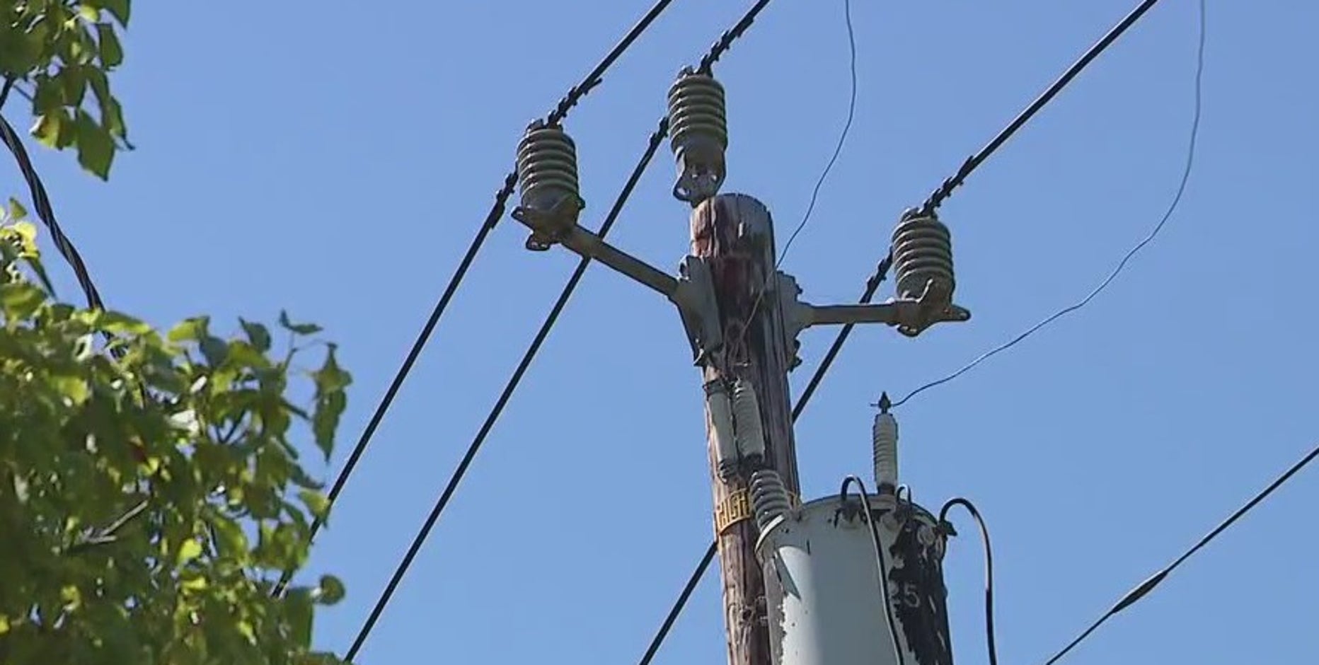 Oakland city council urges PG&E to bury power lines in Montclair