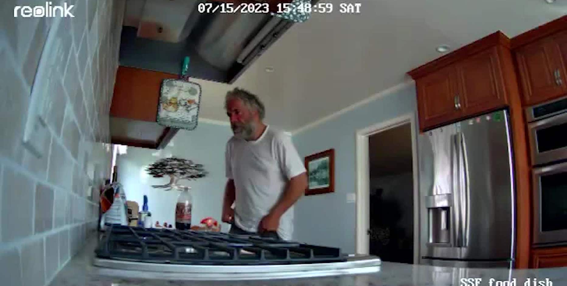 Man charged with burglary after allegedly squatting in vacationing couple's home