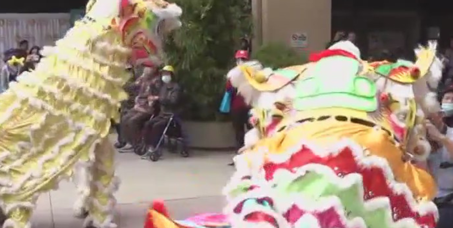 Oakland celebrates its 34th annual Chinatown street festival