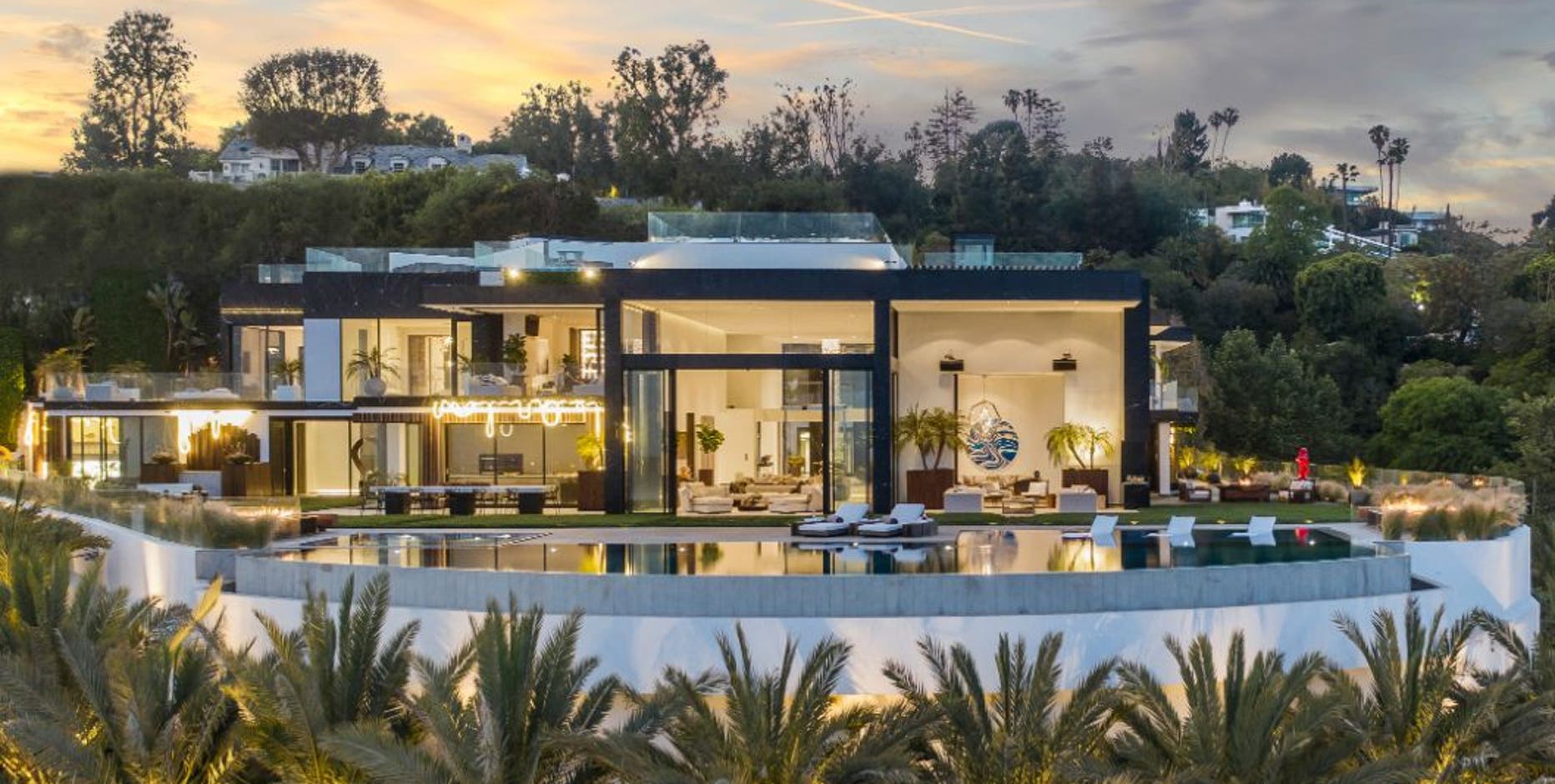 $2 billion Powerball winner buys large Bel Air mansion; take a look inside