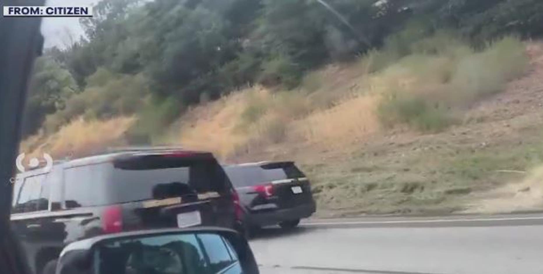 2 drive to hospital after being shot on I-580 in Oakland