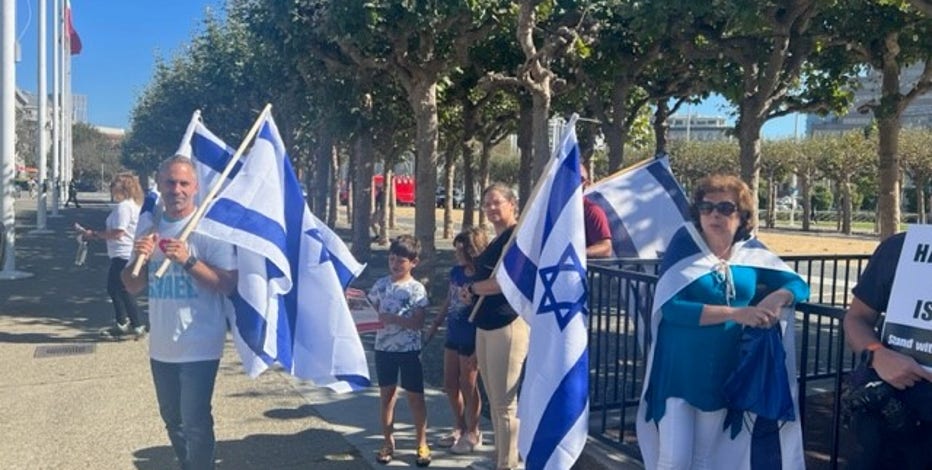 Stand with Israel rally in San Francisco denounces violence along the Israeli-Gaza border