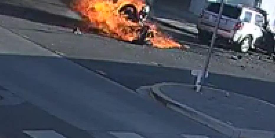Motorcylist killed in fiery crash in Oakland