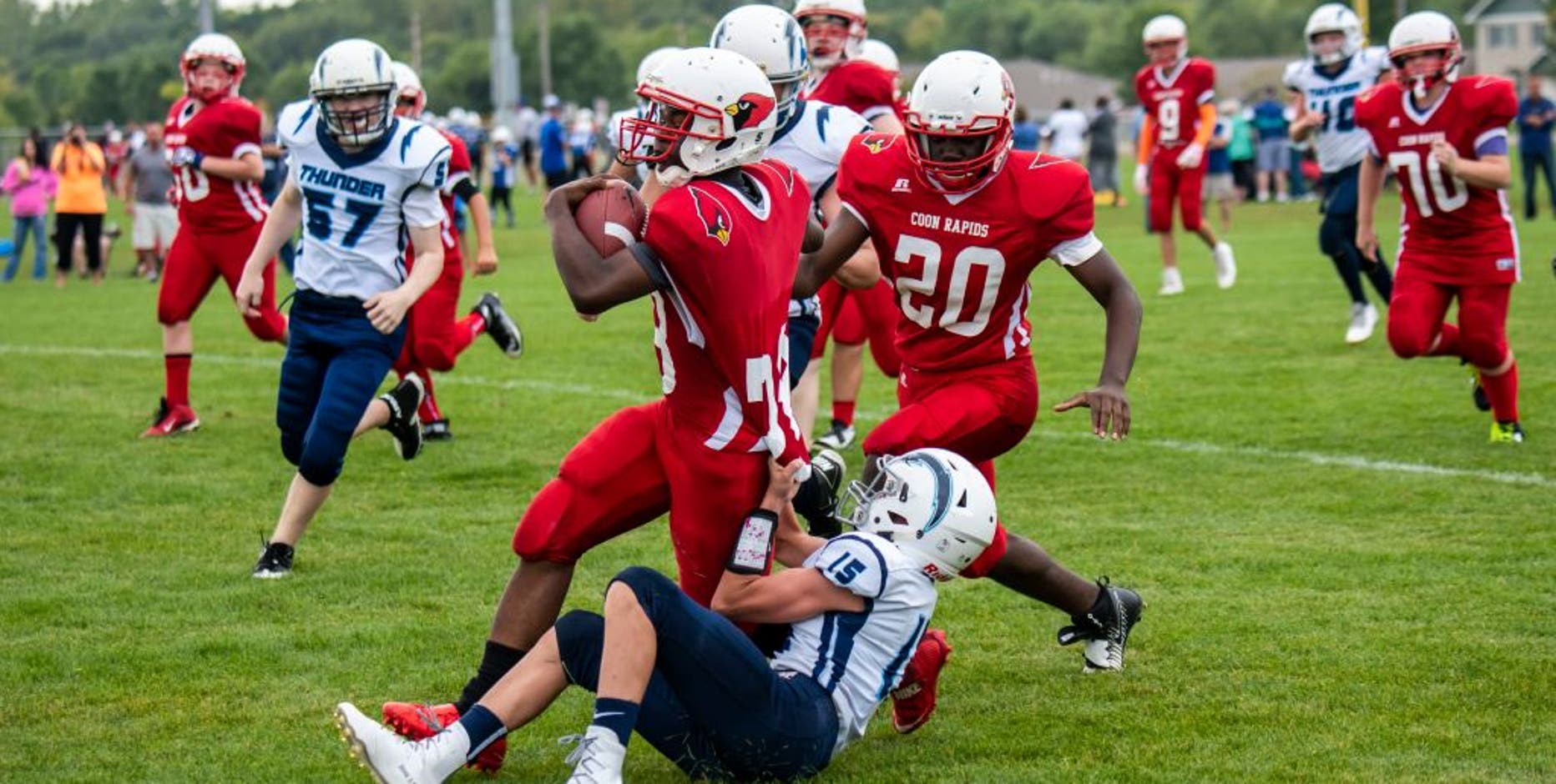 Any youth tackle football ban would be vetoed, Newsom says