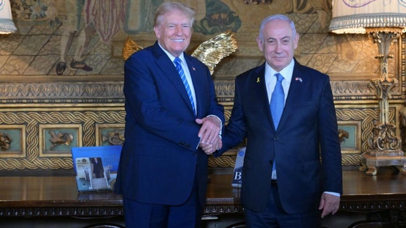 Trump welcomes Netanyahu during meeting at Mar-a-Lago estate