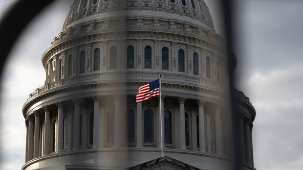 Congress approves government funding bill, averting shutdown
