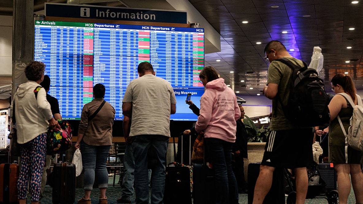 Flight cancellations and delays intensify as shutdown continues