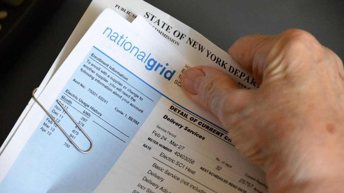 More Americans are falling behind on their utility bills, analysis shows