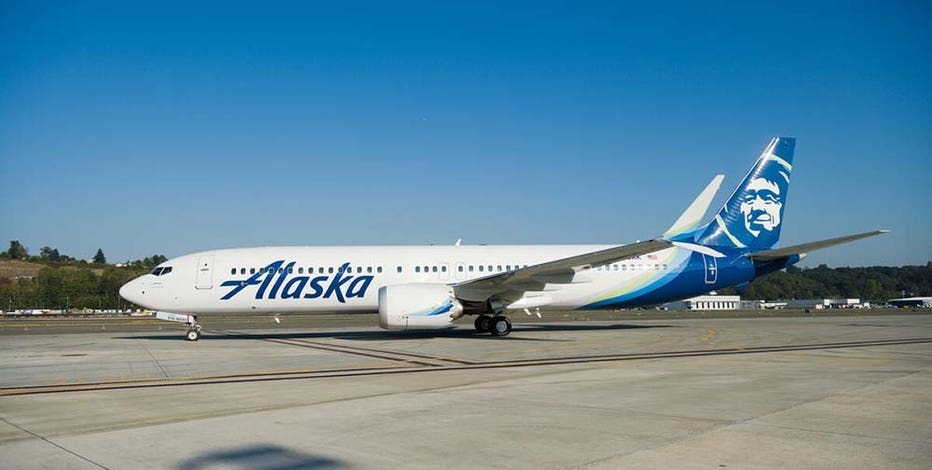 Alaska Airlines eliminates plastic bottles and cups for water
