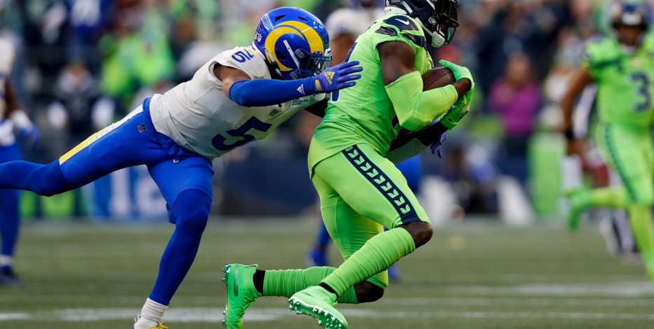 Seahawks’ late-season playoff push runs into surging Rams