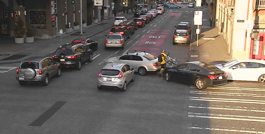 'Don't Block the Box': New traffic cameras aim to fix congestion in downtown Seattle