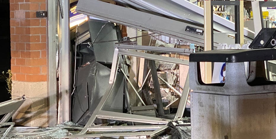 Police: Suspects tried to steal ATM after backing into Renton Walgreens