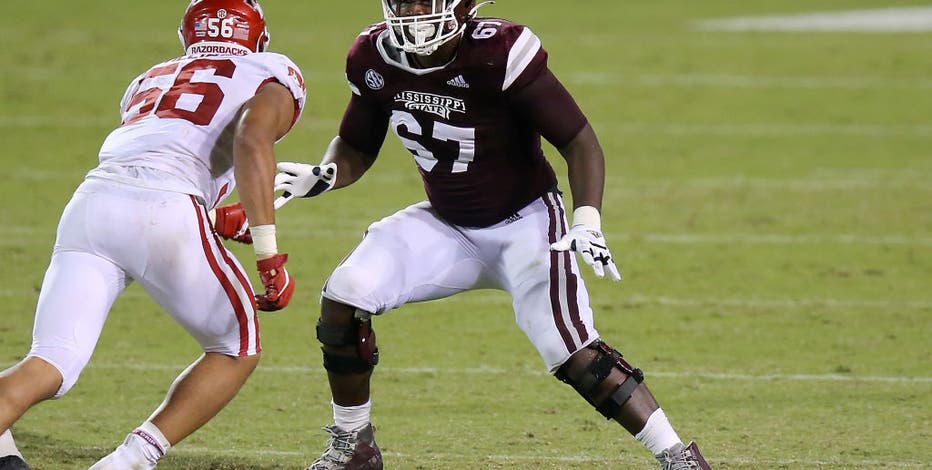 Seahawks select Mississippi State tackle Charles Cross with ninth pick in NFL Draft