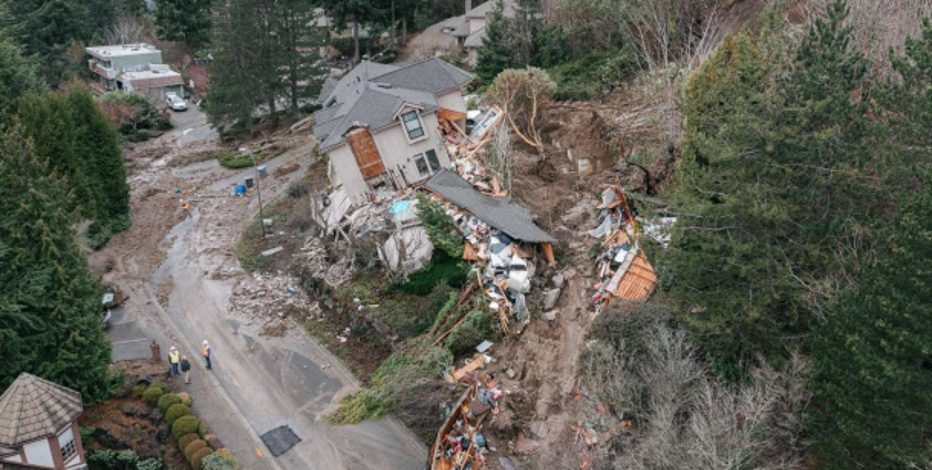 Bellevue family files lawsuit against city after landslide destroys home