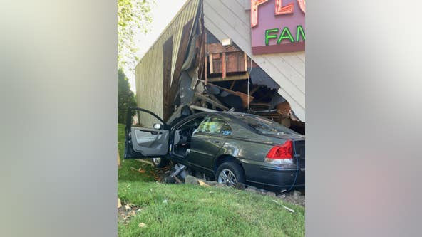 Firefighters: Car crashes into Renton restaurant, several injuries reported