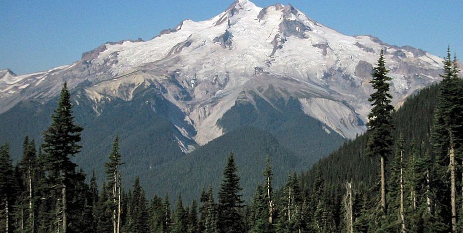 Forest Service green-lights new monitors on Glacier Peak, one of the most active volcanoes