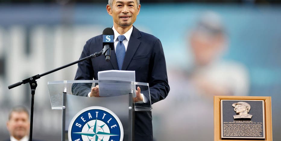 Ichiro expresses gratitude entering Mariners Hall of Fame