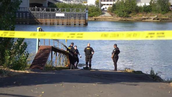 Body pulled from Duwamish River; investigation underway