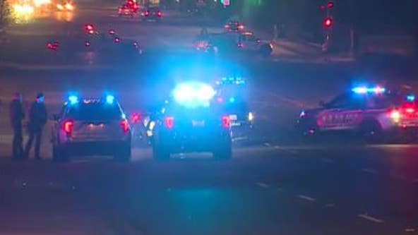 Police officer shot in Everett; suspect dead