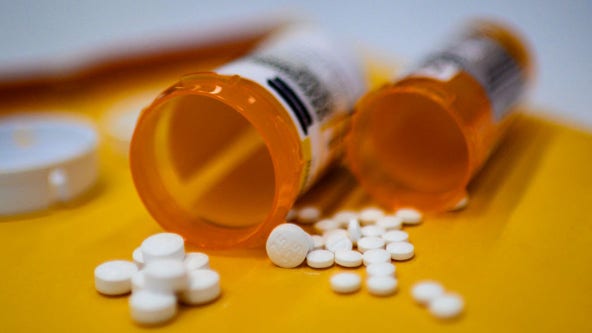 Snohomish County pharmacy technician accused of stealing thousands of oxycodone pills