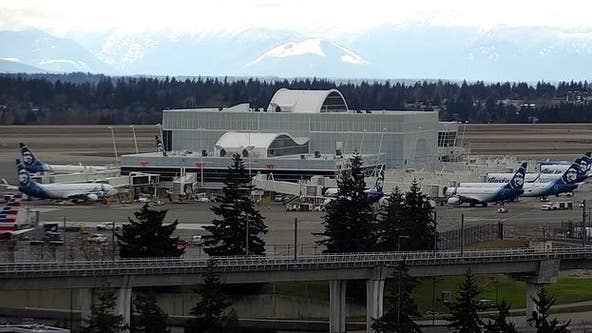 Traveler warns of luggage porter scam at Sea-Tac Airport