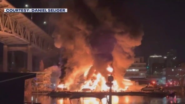 1 hurt, dozens of boats destroyed in fire near Ship Canal Bridge