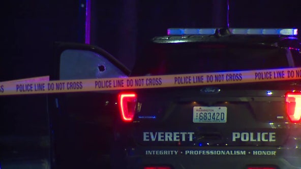 Everett police officer released from hospital after being shot in the head responding to robbery