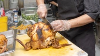 Sick workers linked to 40% of restaurant food poisoning outbreaks, CDC says