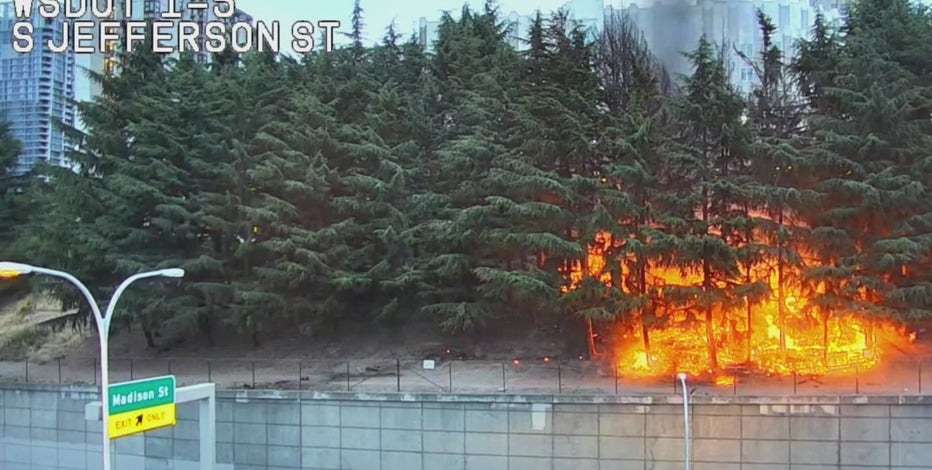1 injured in encampment fire above I-5 in Seattle