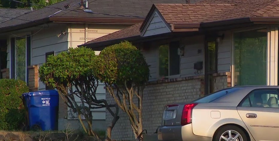 Police: Burglars targeting residents of Asian descent in South Seattle armed home invasions