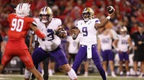 Michael Penix Jr. picks apart Arizona’s defense in No. 7 Washington’s 31-24 victory