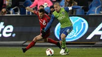 Osvaldo Alonso signs one-day contract to retire with Sounders after 15-year MLS career