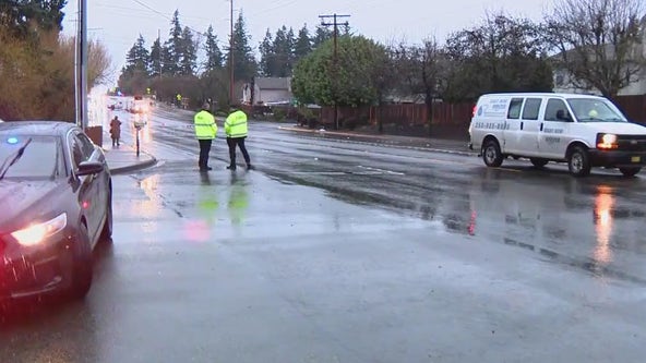 Pedestrian in critical condition after being struck by car in Federal Way