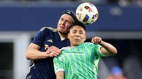 Two red cards doom Seattle Sounders in 2-0 loss to Whitecaps
