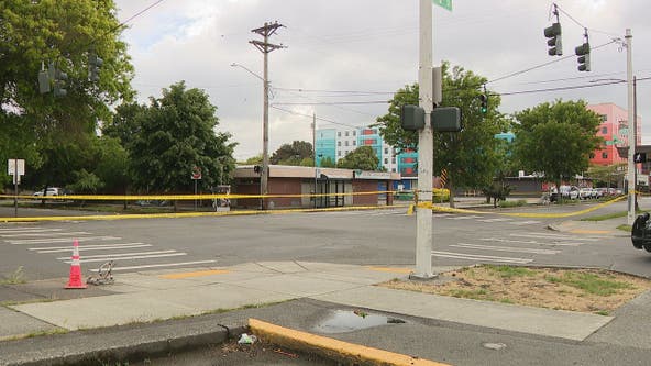 Tacoma Police search for a killer after early morning stabbing