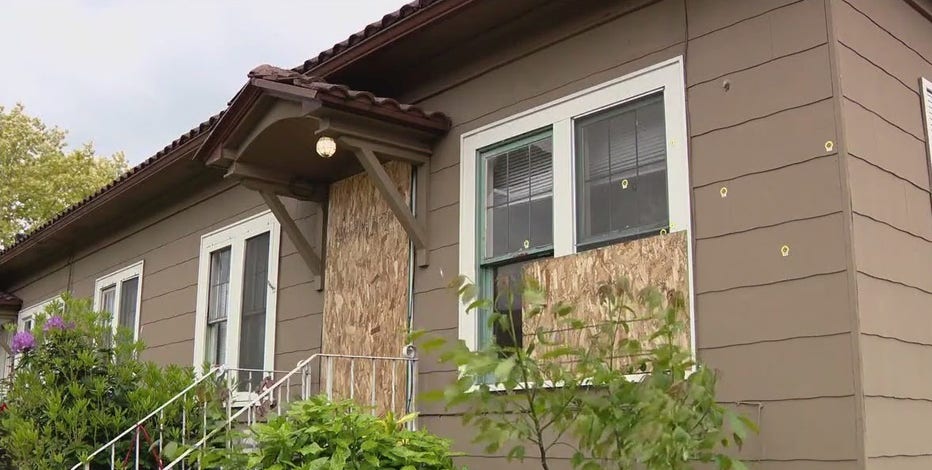 ‘They told him to put his hands up’: Neighbors react to fatal Auburn officer involved shooting