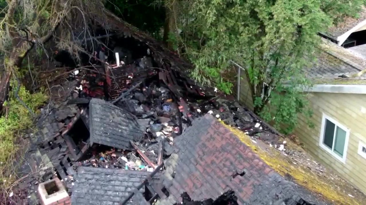 Man arrested in fatal Seattle fire found innocent, police seek arson suspect